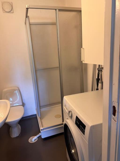 Apartment Studioleilighet Sentralt I Med Eget Soverom Alta